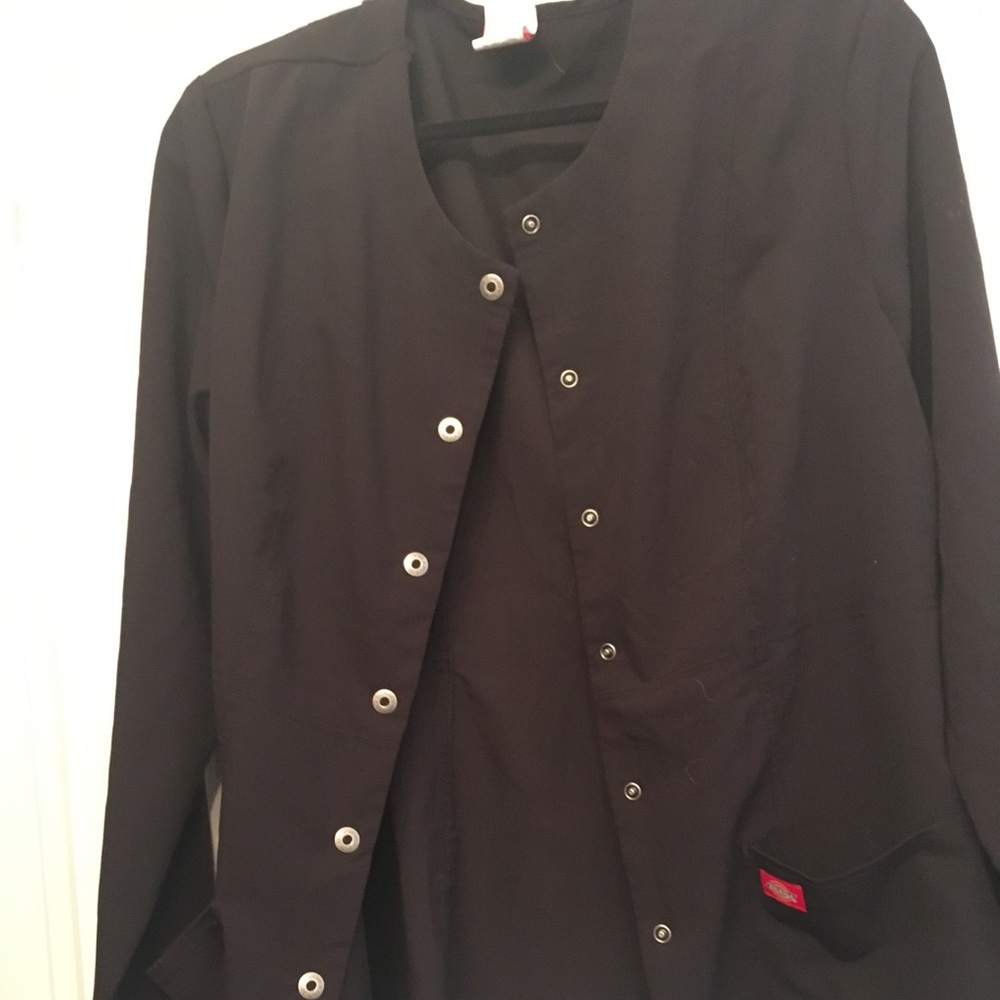 Scrub jacket